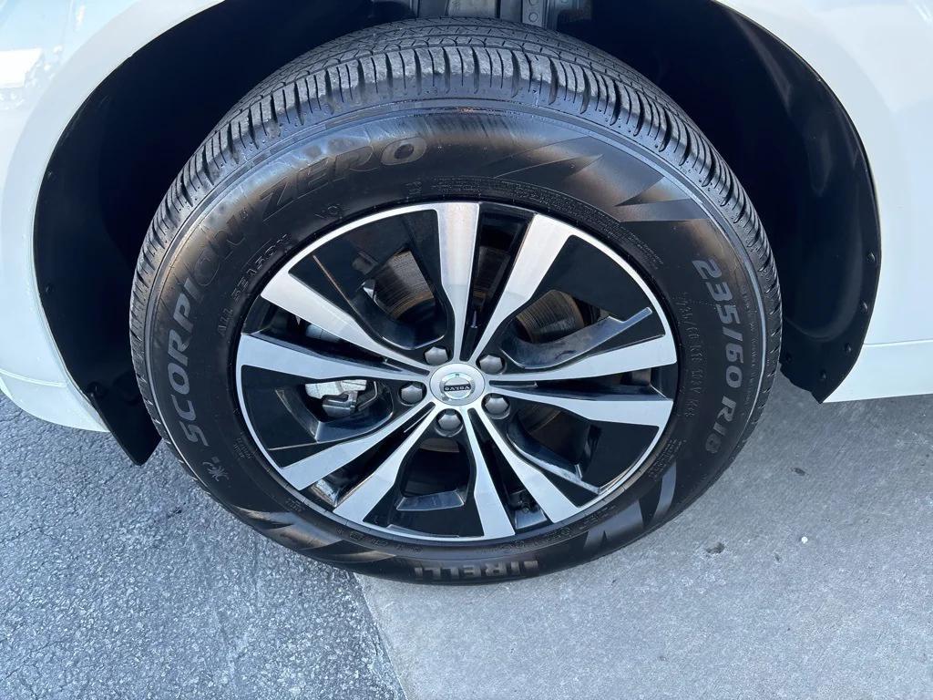 used 2025 Volvo XC60 car, priced at $34,784