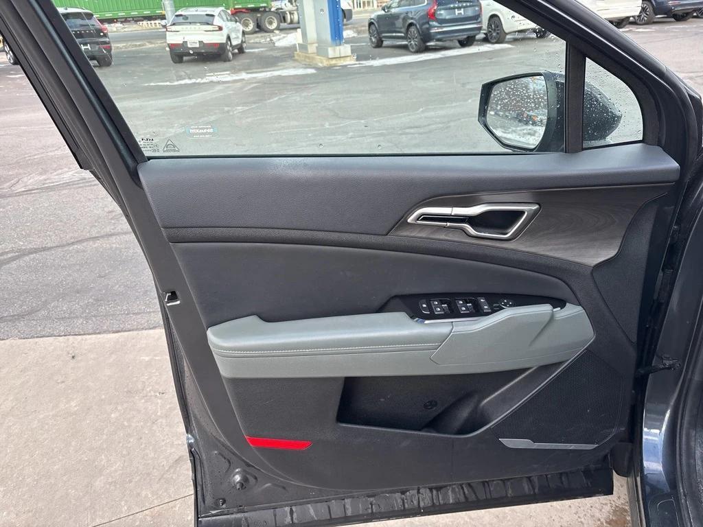 used 2023 Kia Sportage car, priced at $25,894