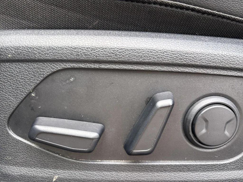 used 2023 Kia Sportage car, priced at $25,894