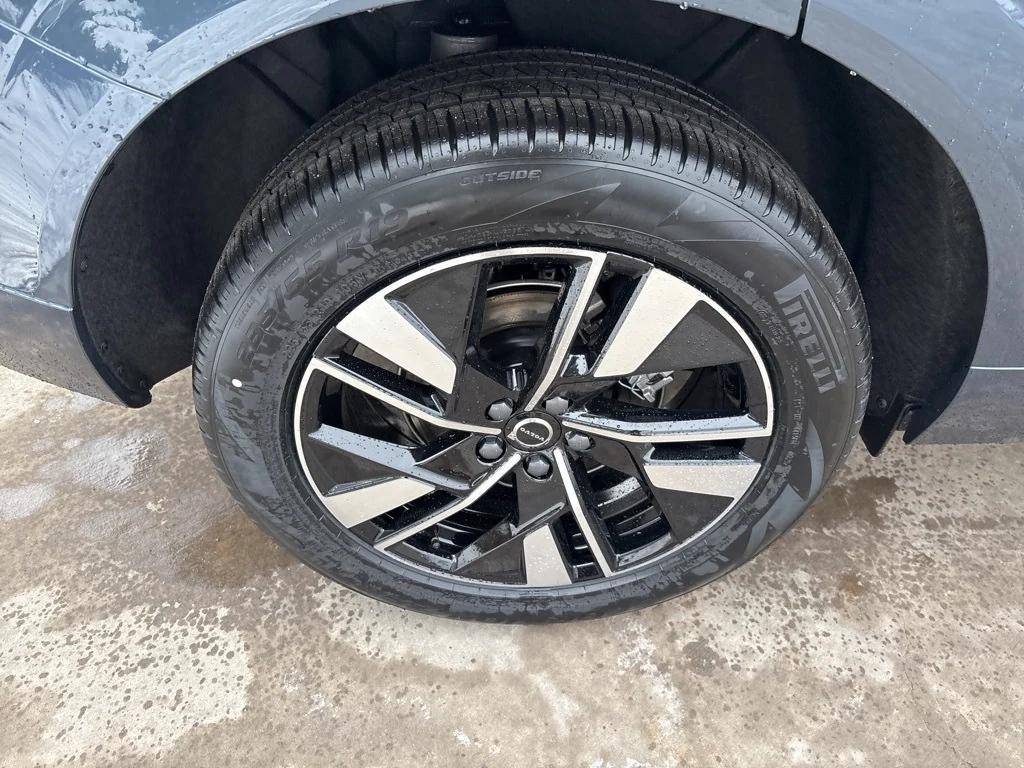 new 2026 Volvo XC60 car, priced at $58,490