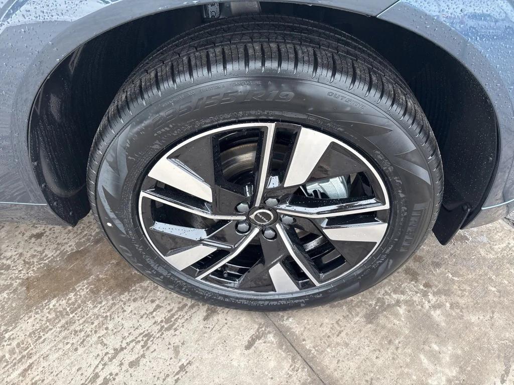 new 2026 Volvo XC60 car, priced at $58,490