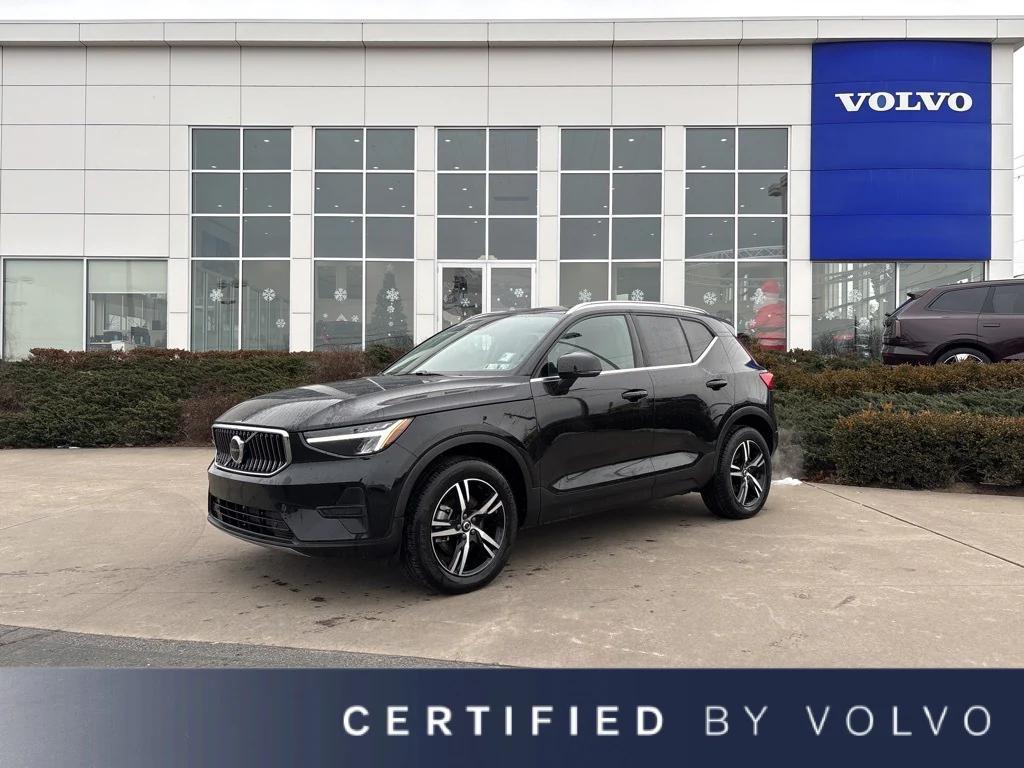 used 2025 Volvo XC40 car, priced at $29,995
