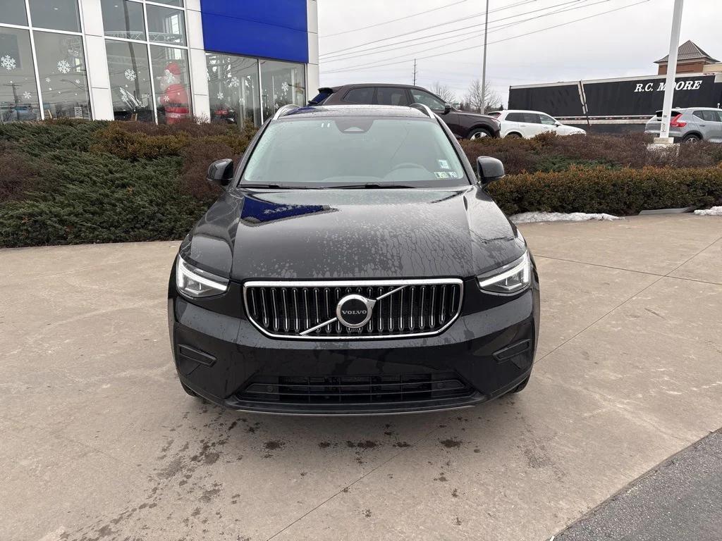 used 2025 Volvo XC40 car, priced at $29,995