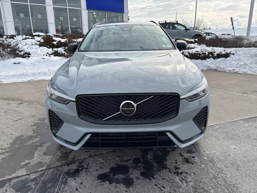 new 2026 Volvo XC60 car, priced at $64,055