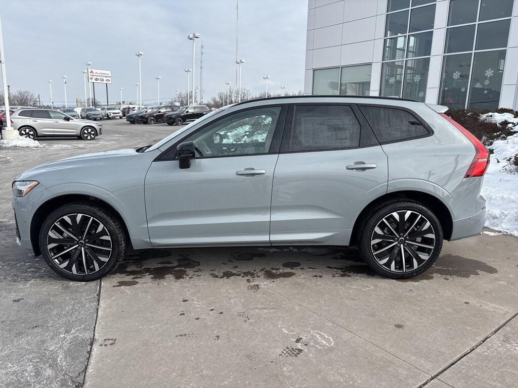 new 2026 Volvo XC60 car, priced at $64,055