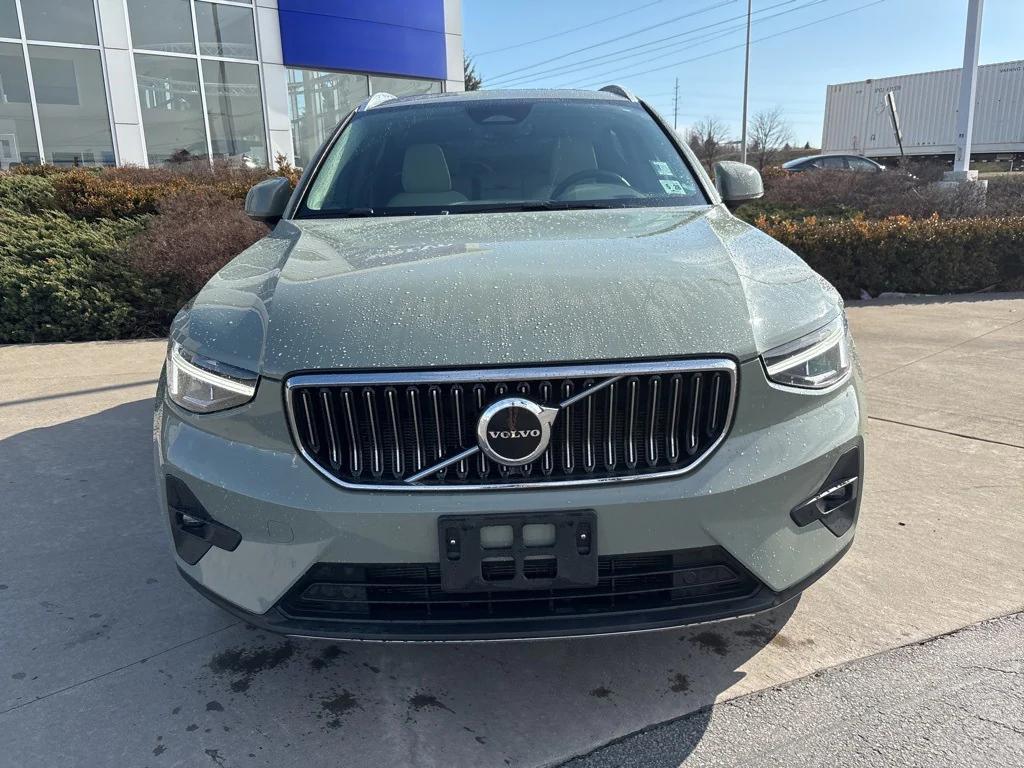 used 2023 Volvo XC40 car, priced at $30,610