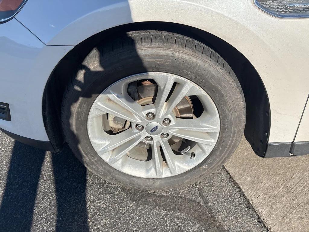 used 2016 Ford Taurus car, priced at $10,450