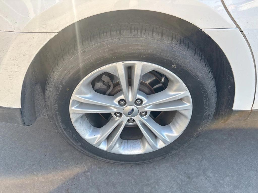 used 2016 Ford Taurus car, priced at $10,450