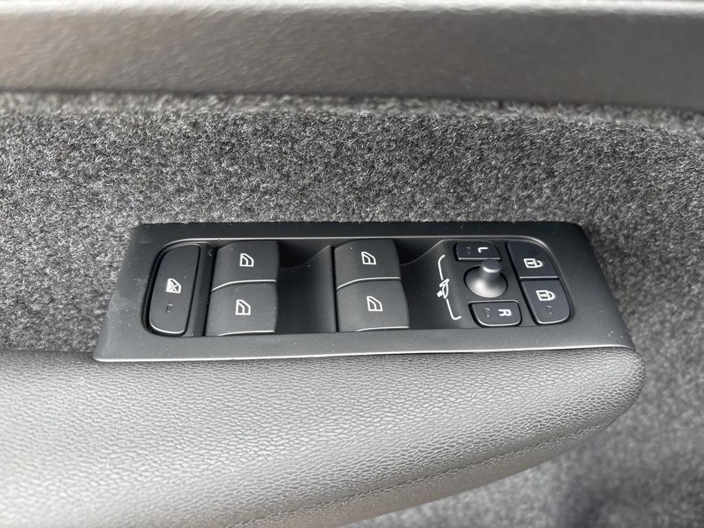 new 2026 Volvo XC40 car, priced at $45,645