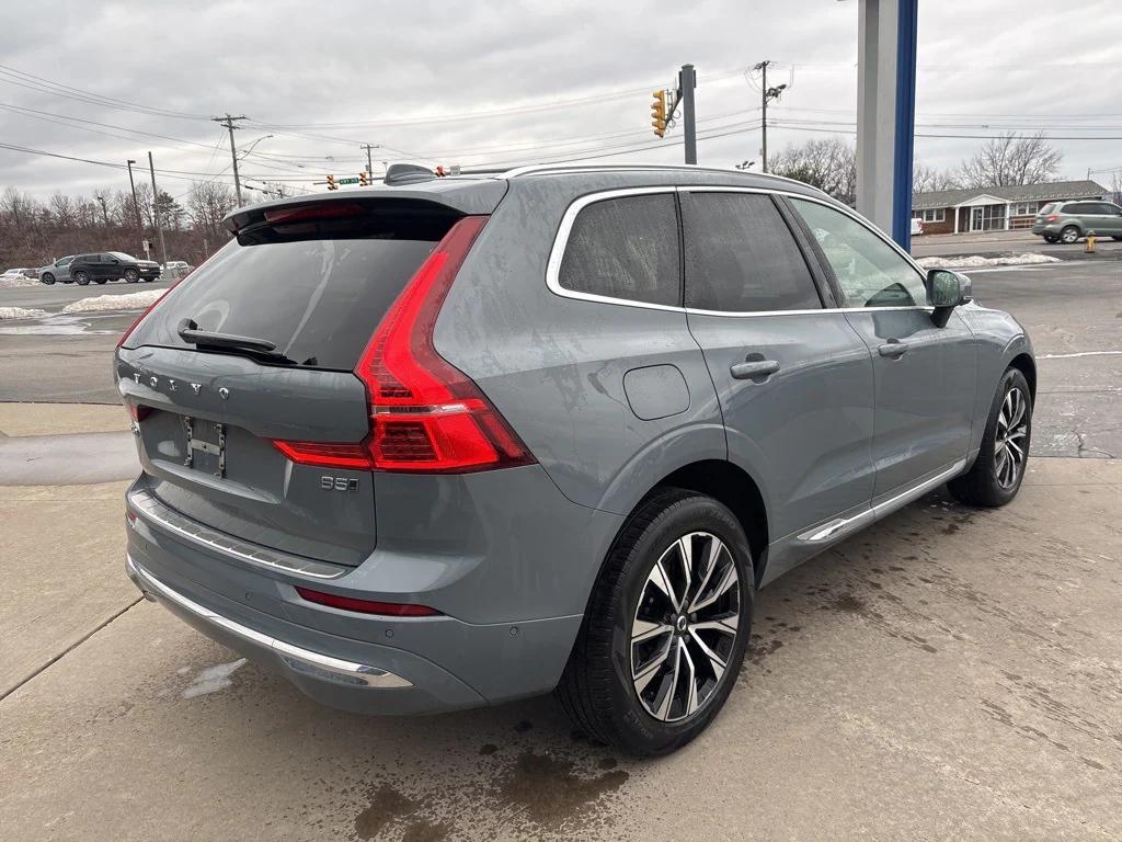 used 2023 Volvo XC60 car, priced at $31,995