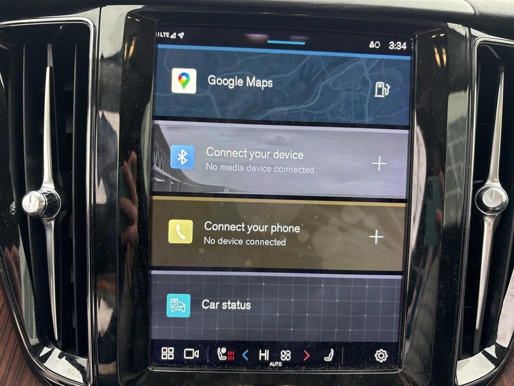 used 2023 Volvo XC60 car, priced at $31,995