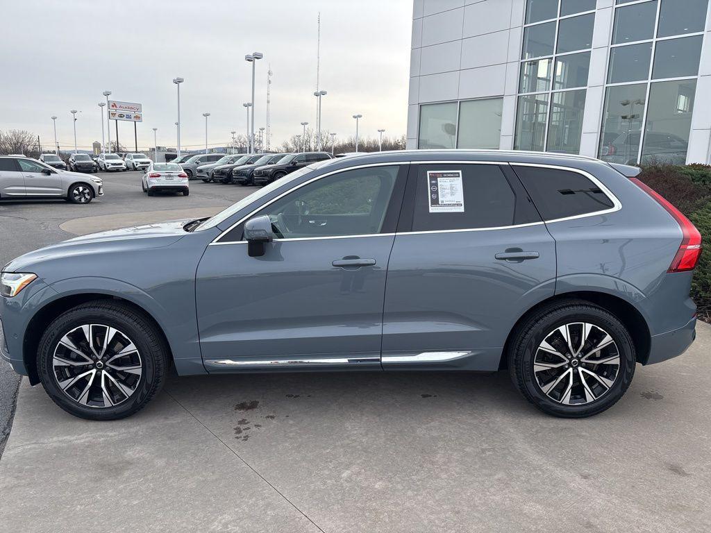 used 2023 Volvo XC60 car, priced at $31,894