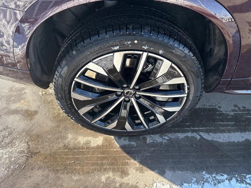 new 2026 Volvo XC90 car, priced at $75,950