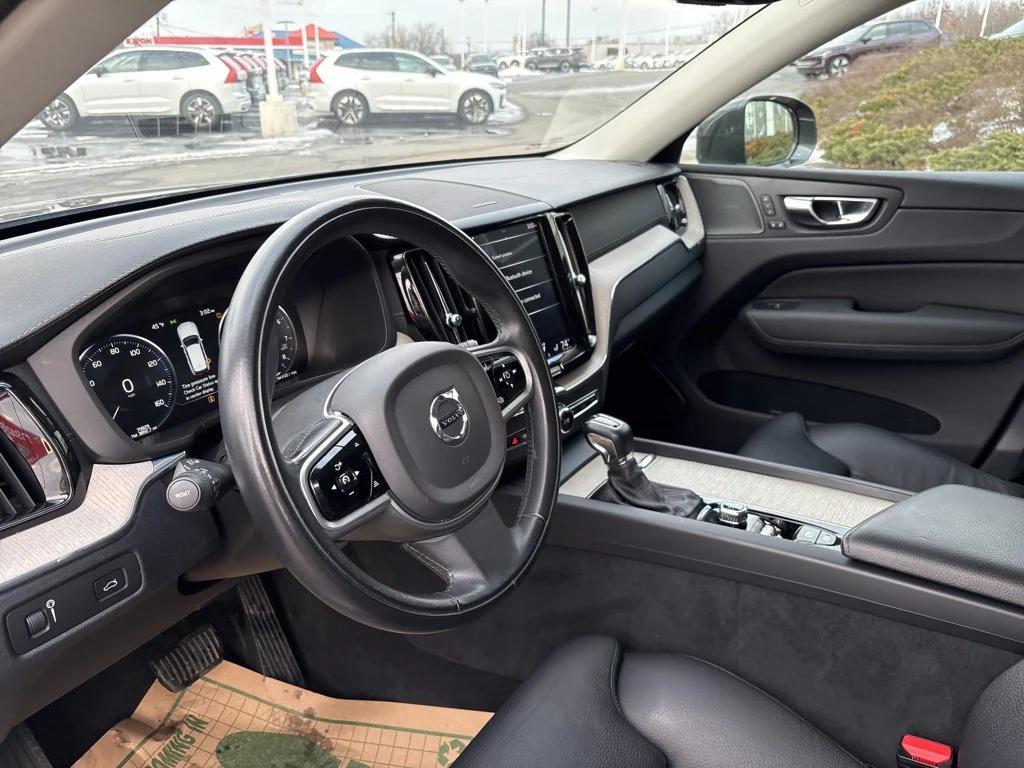 used 2020 Volvo XC60 car, priced at $23,123