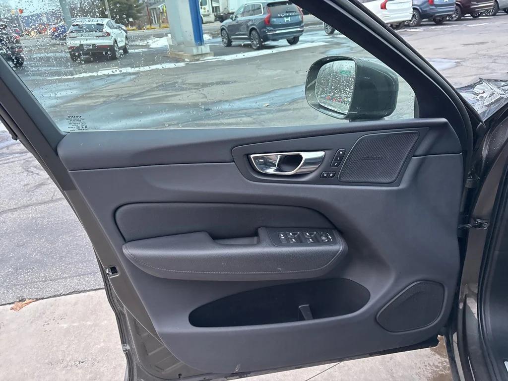 used 2020 Volvo XC60 car, priced at $23,495