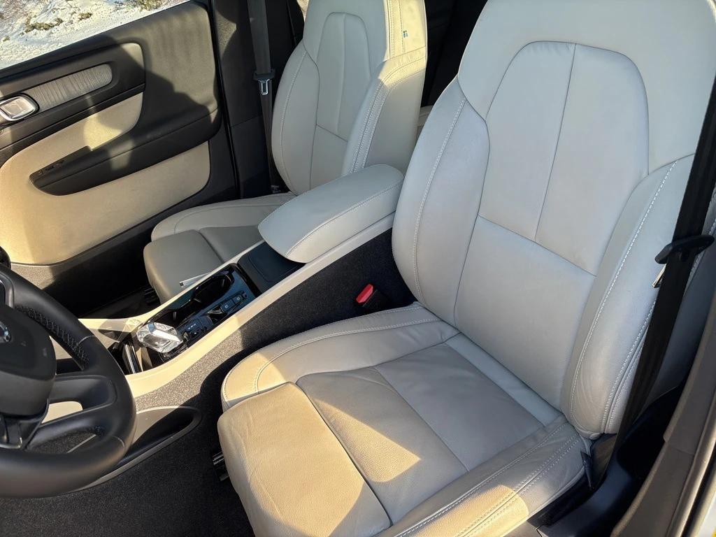 used 2023 Volvo XC40 car, priced at $30,645