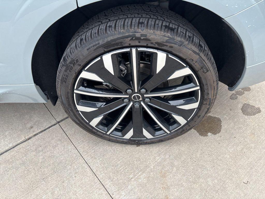 used 2026 Volvo XC60 car, priced at $57,995