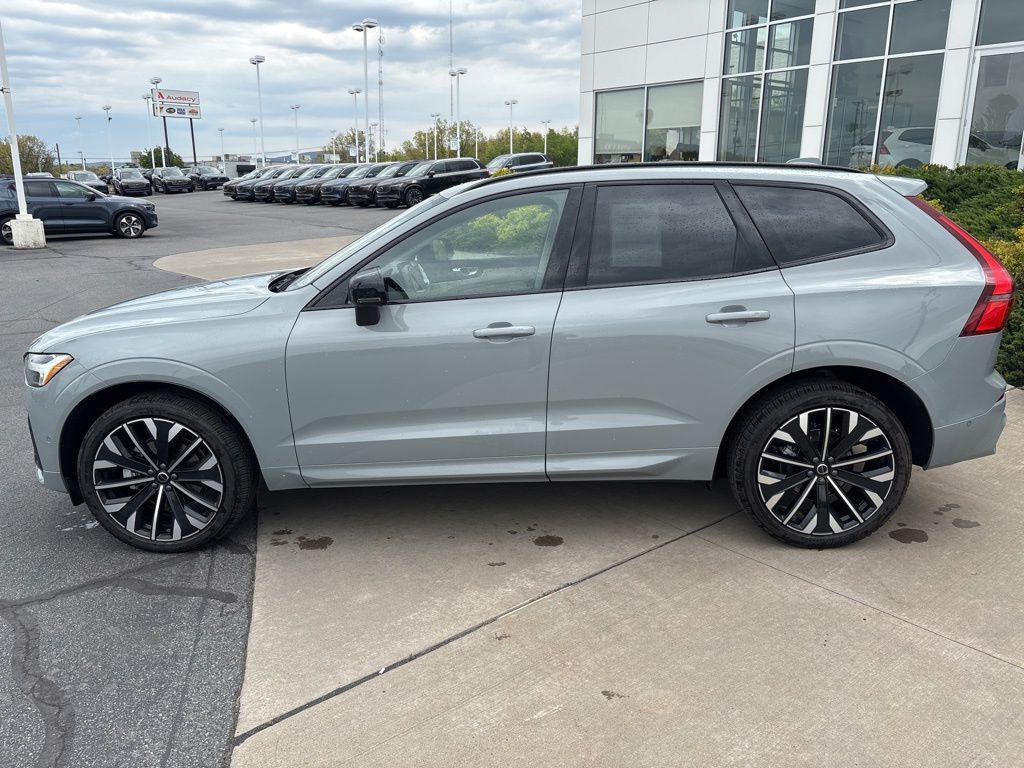 used 2026 Volvo XC60 car, priced at $57,995