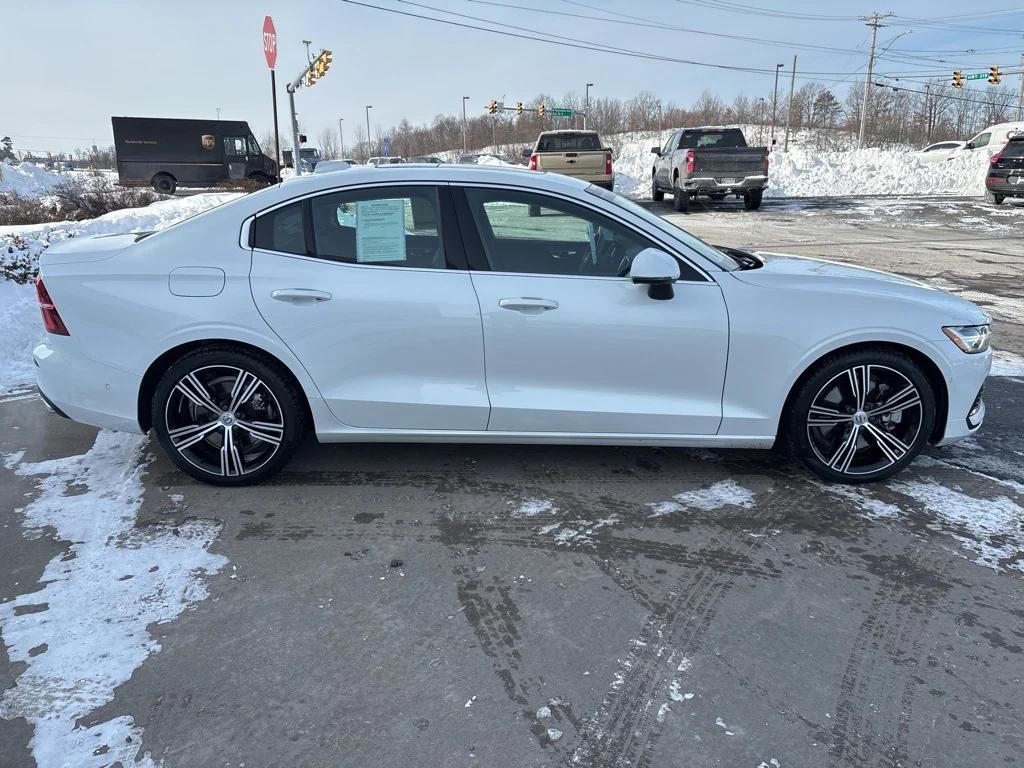 used 2022 Volvo S60 Recharge Plug-In Hybrid car, priced at $33,468