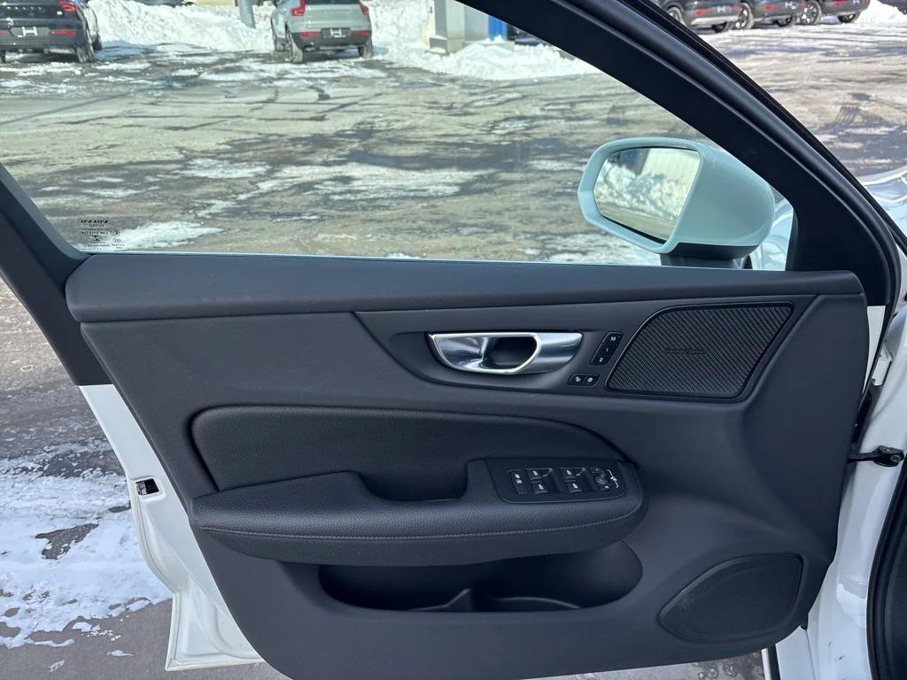 used 2022 Volvo S60 Recharge Plug-In Hybrid car, priced at $33,468