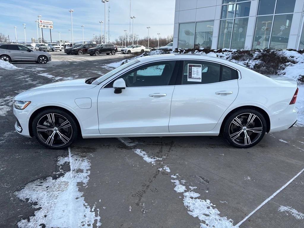 used 2022 Volvo S60 Recharge Plug-In Hybrid car, priced at $33,468