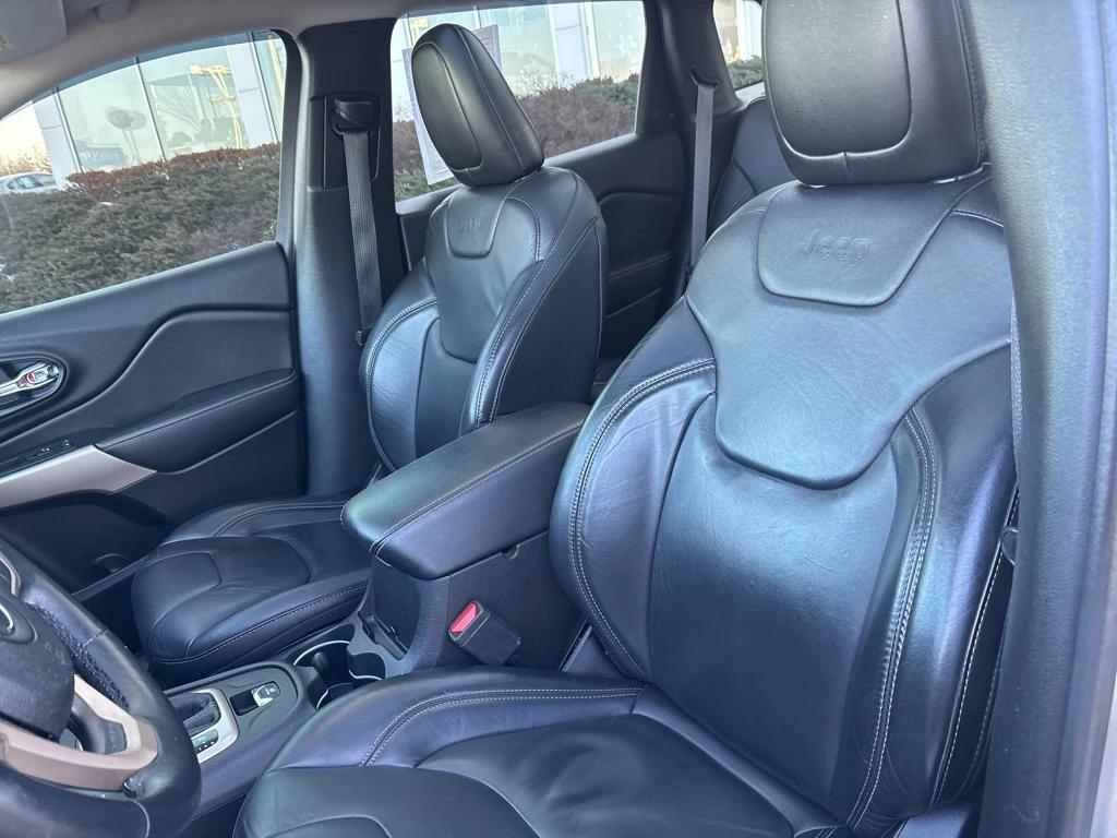 used 2017 Jeep Cherokee car, priced at $13,295