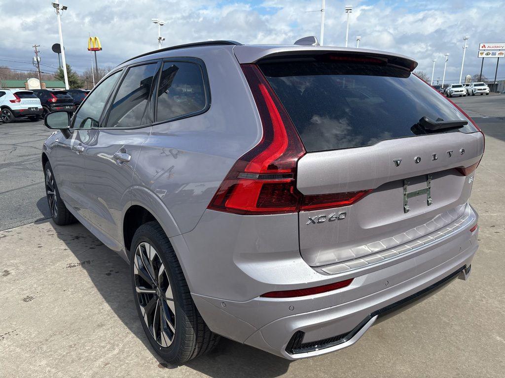 new 2026 Volvo XC60 car, priced at $58,105
