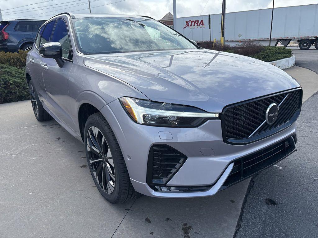 new 2026 Volvo XC60 car, priced at $58,105