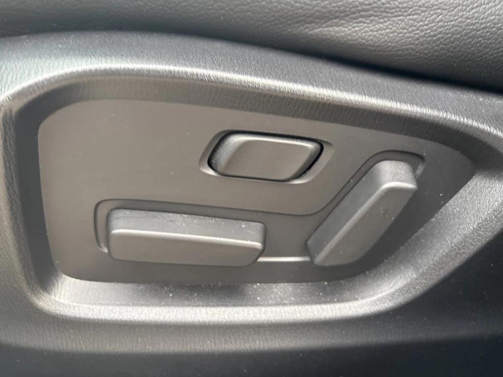 used 2023 Mazda CX-5 car, priced at $25,995