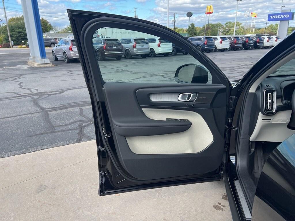 new 2026 Volvo XC40 car, priced at $53,750