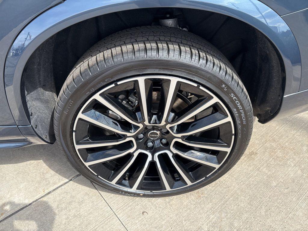 new 2026 Volvo XC90 car, priced at $73,130