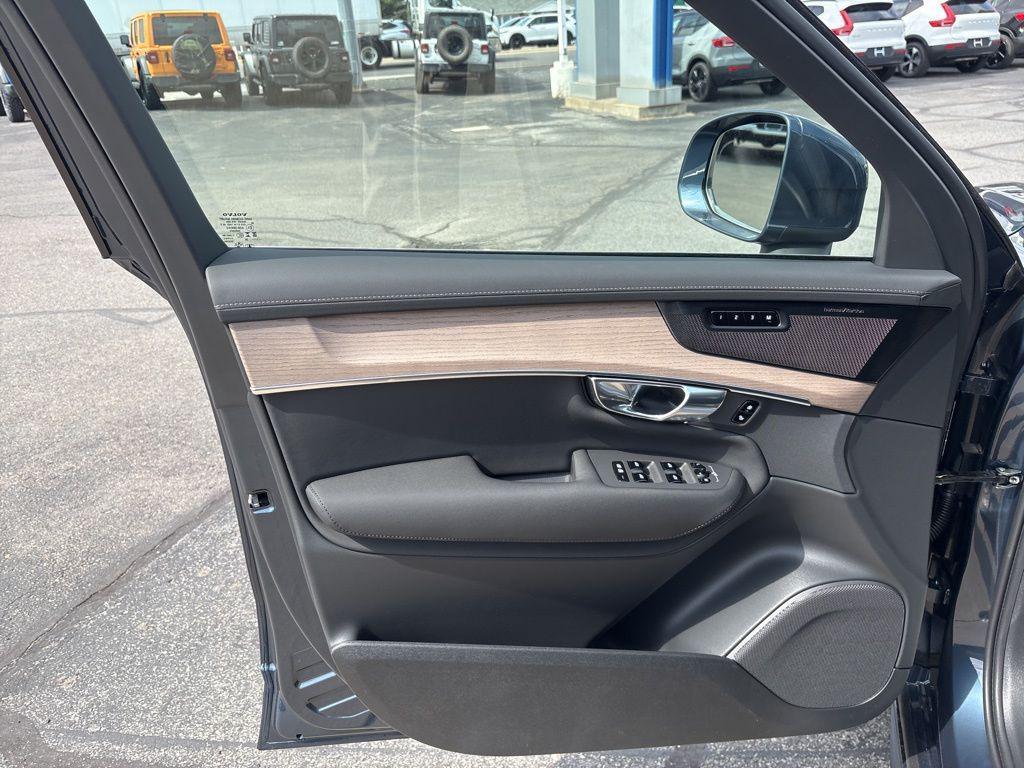 new 2026 Volvo XC90 car, priced at $73,130