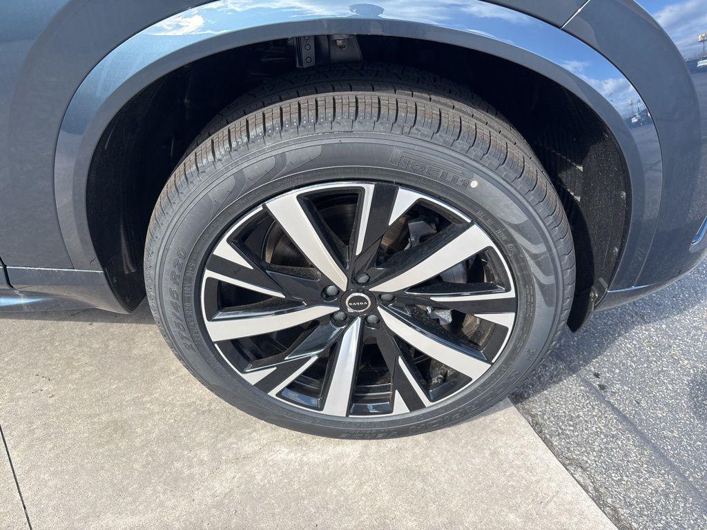 new 2026 Volvo XC90 car, priced at $68,750