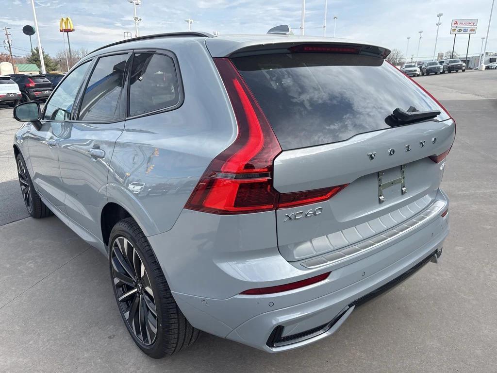 new 2026 Volvo XC60 car, priced at $64,055