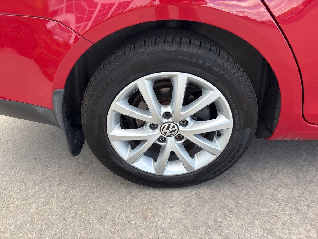 used 2010 Volkswagen Jetta car, priced at $7,975