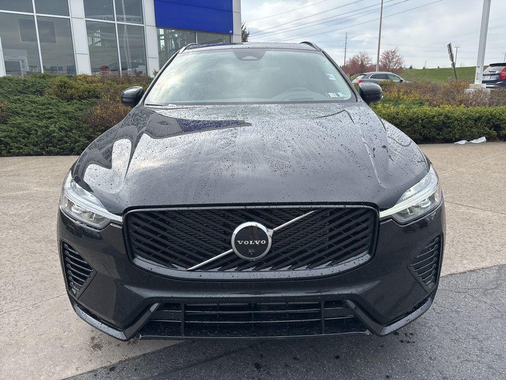 new 2026 Volvo XC60 Plug-In Hybrid car, priced at $75,355