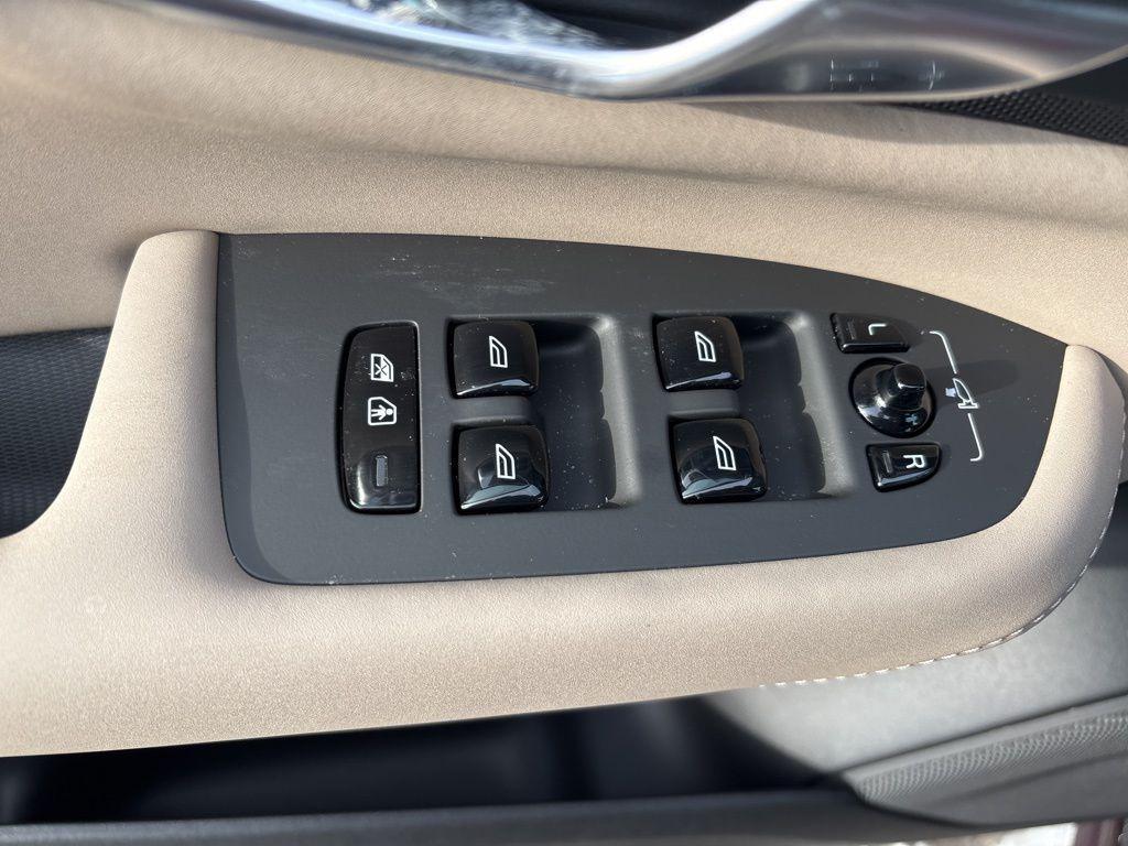 new 2026 Volvo XC90 car, priced at $73,130