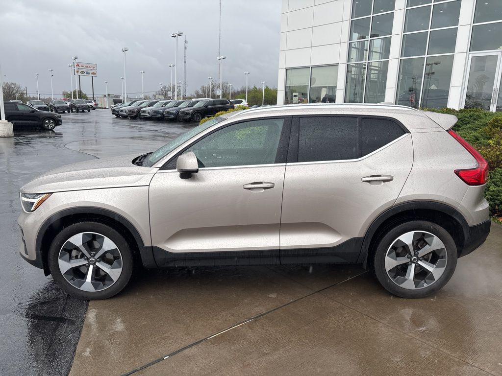 used 2023 Volvo XC40 car, priced at $31,995