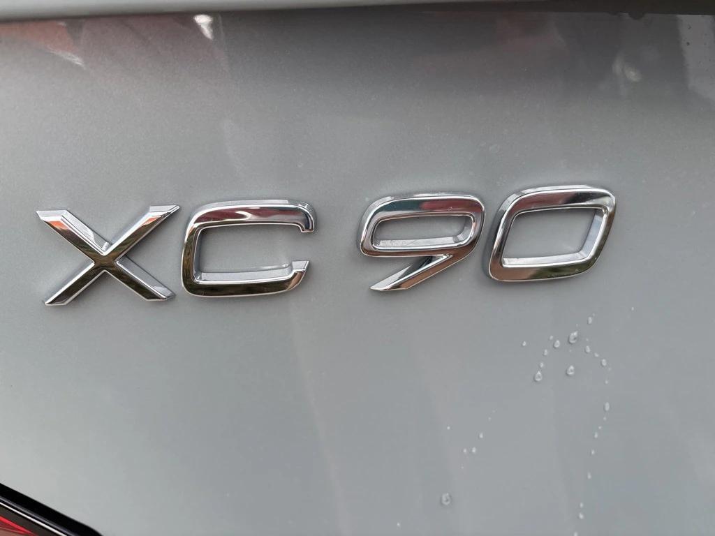 new 2026 Volvo XC90 car, priced at $75,155