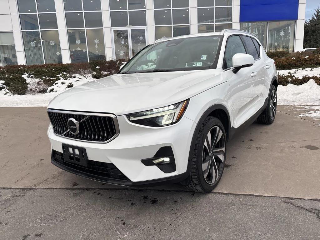 used 2023 Volvo XC40 car, priced at $32,995