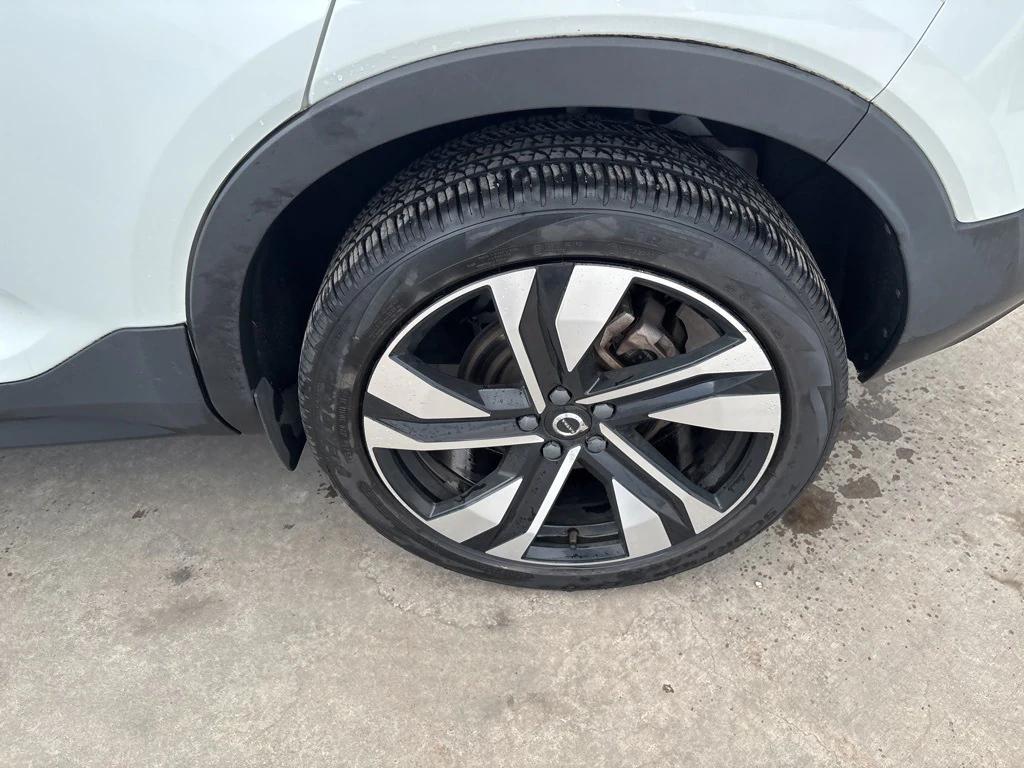 used 2023 Volvo XC40 car, priced at $32,995