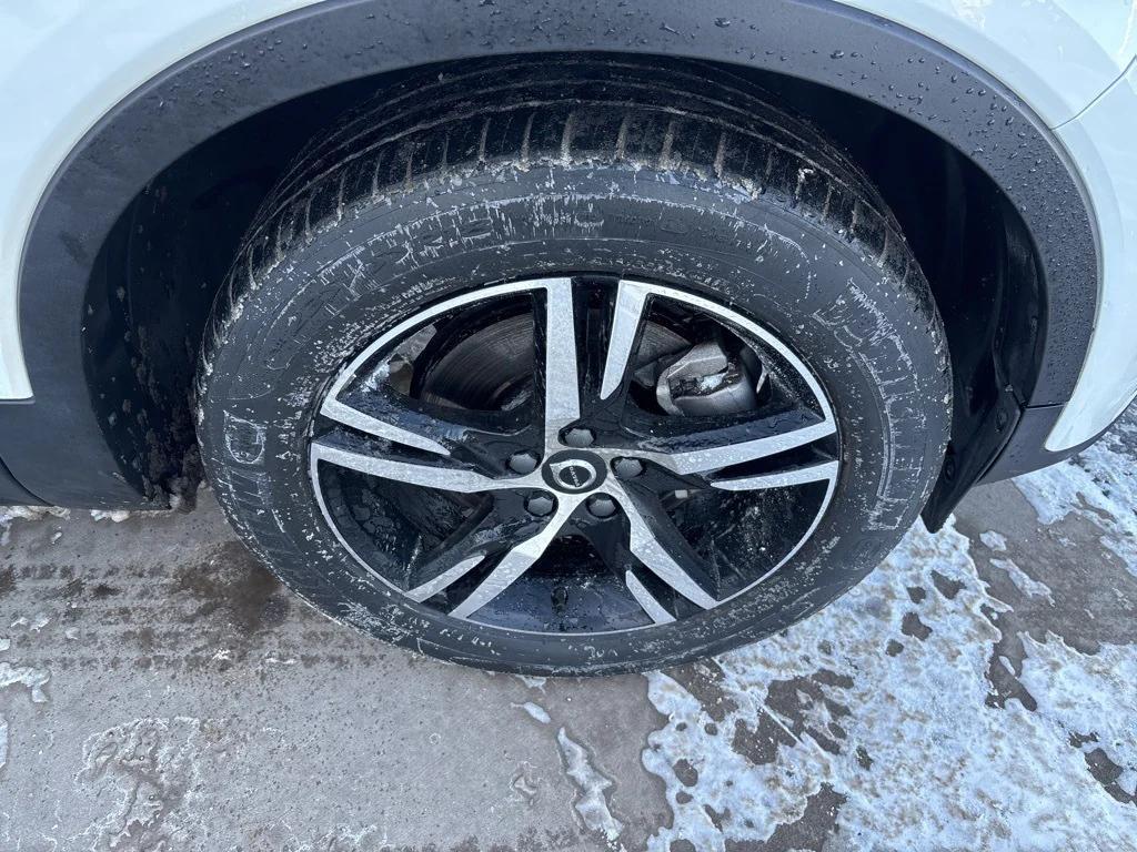 used 2023 Volvo XC40 car, priced at $25,486