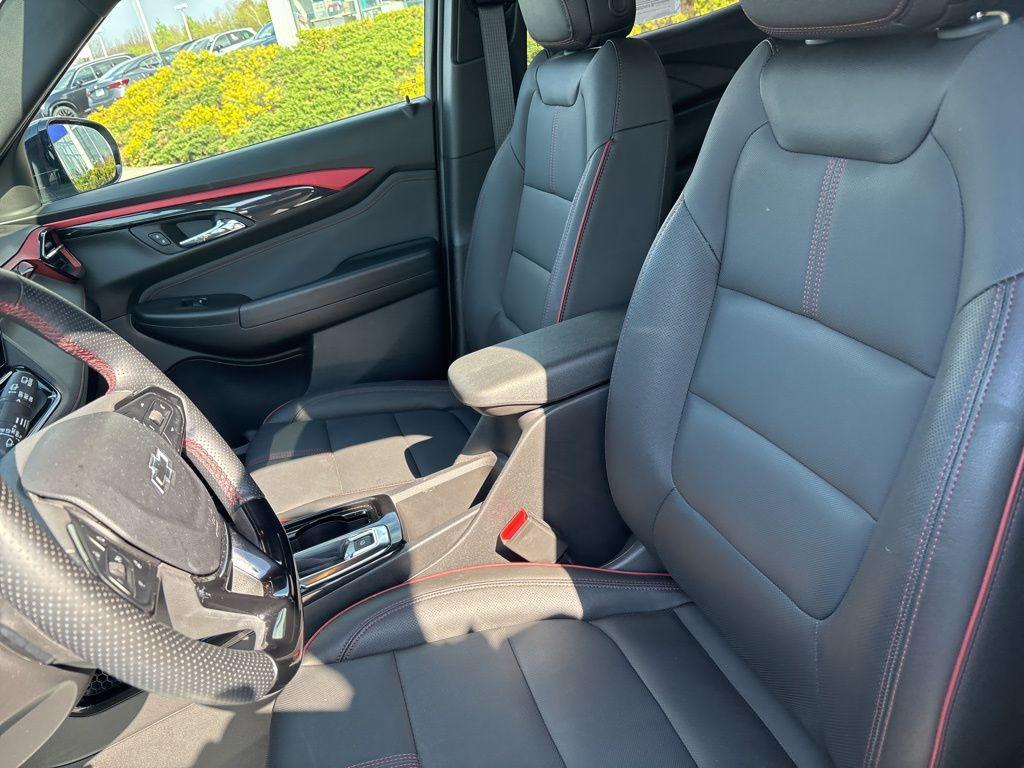used 2025 Chevrolet TrailBlazer car, priced at $27,610