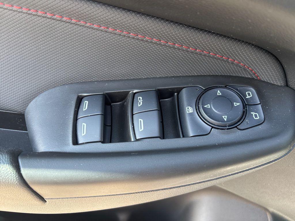 used 2025 Chevrolet TrailBlazer car, priced at $27,610