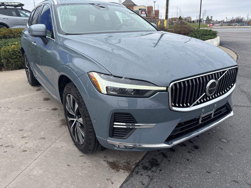 used 2023 Volvo XC60 car, priced at $36,400