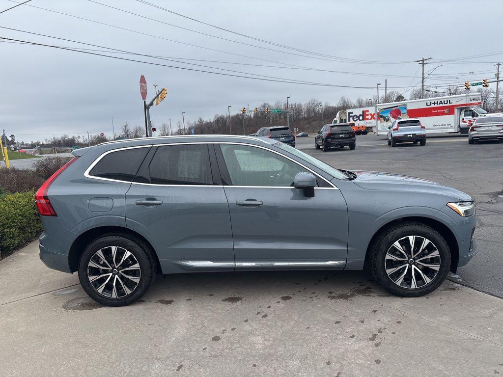 used 2023 Volvo XC60 car, priced at $36,400