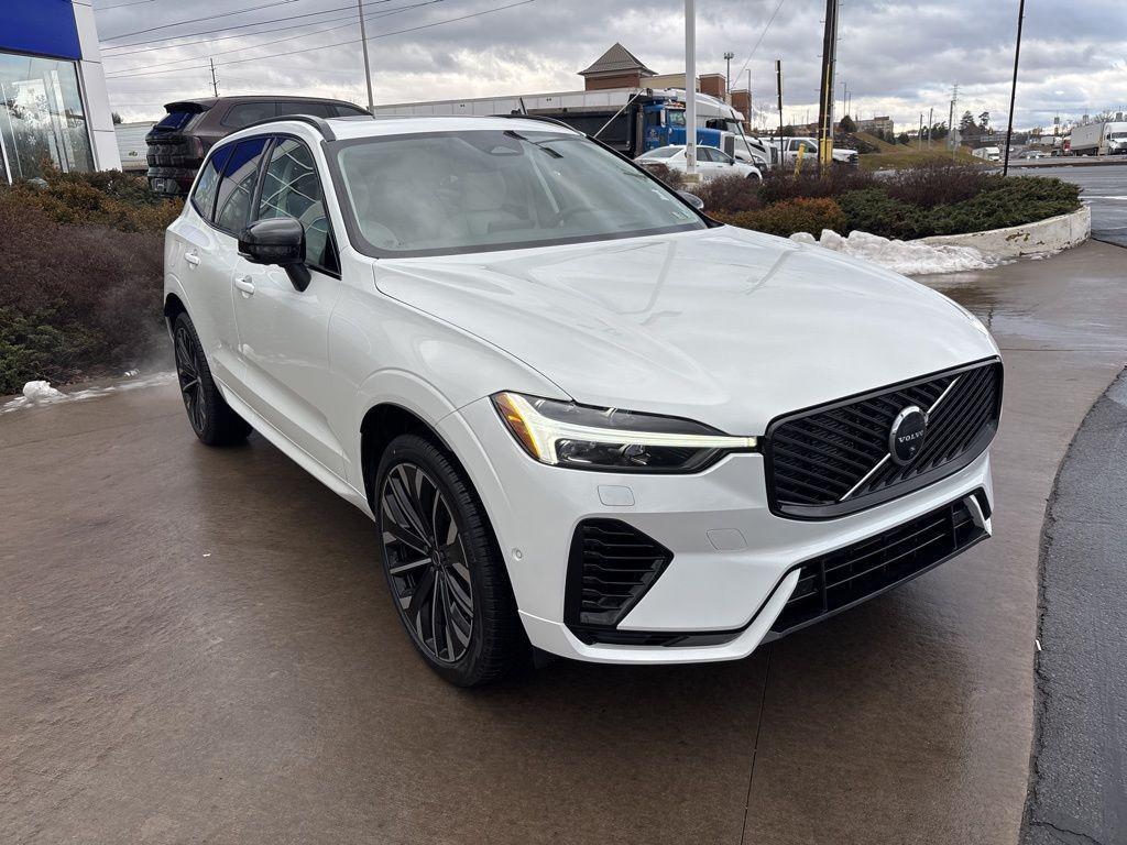 new 2026 Volvo XC60 Plug-In Hybrid car, priced at $75,235