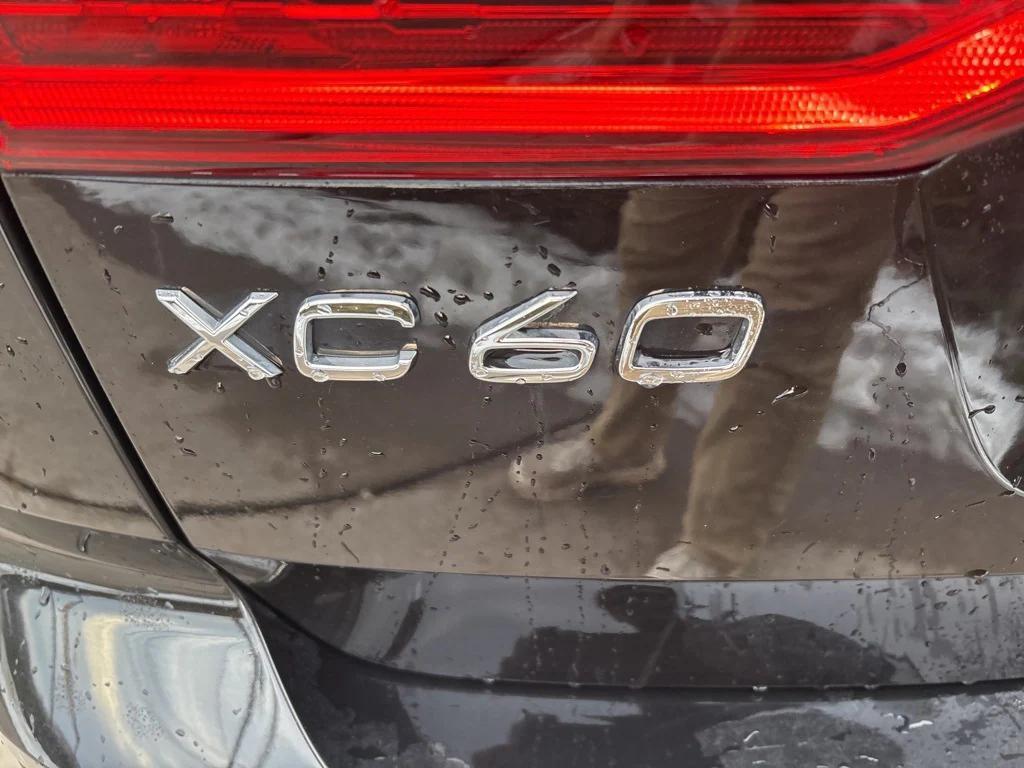 used 2022 Volvo XC60 car, priced at $23,774