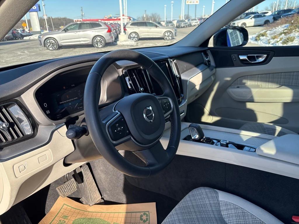 used 2022 Volvo XC60 car, priced at $22,744