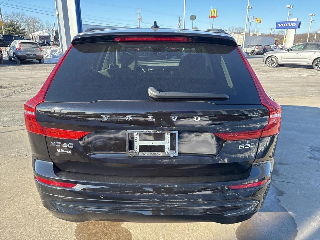used 2022 Volvo XC60 car, priced at $22,744